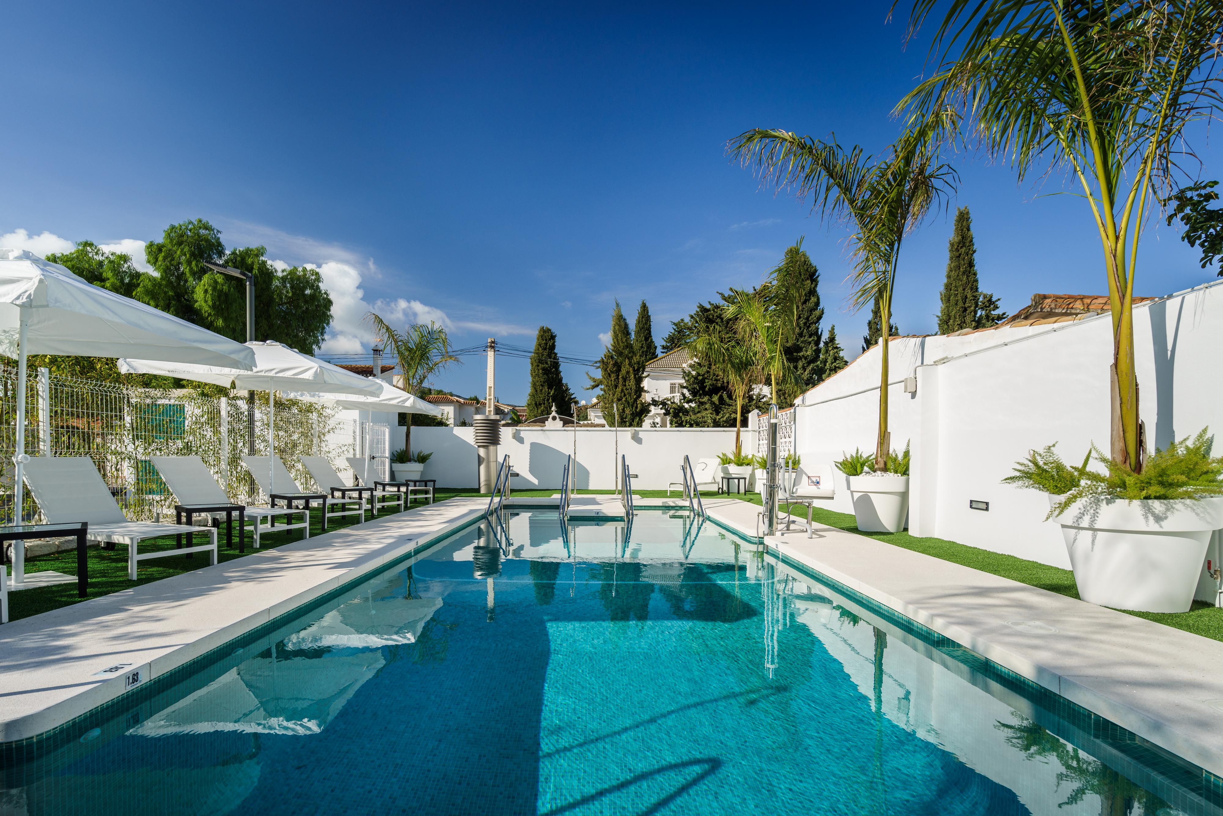 Costa Del Sol Hotel 3*